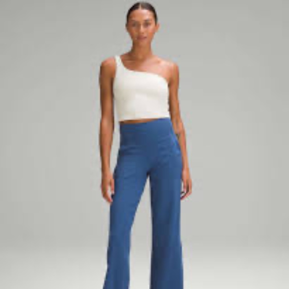 NWT Lululemon Ribbed Nulu Asymmetrical Yoga Tank